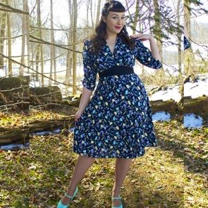 Trashy Diva Rosalind Purple Floral Mardi Gras Fan Plus Dress 24